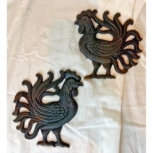 2 Vintage Cast Iron Roosters Wall Hangings Country Farmhouse  Decor